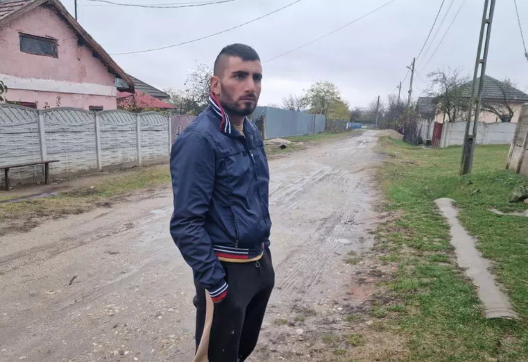  Tânărul din Dolj ridicat din greşeală de trupele speciale în cazul crimei de la Sibiu va da în judecată Poliţia Română