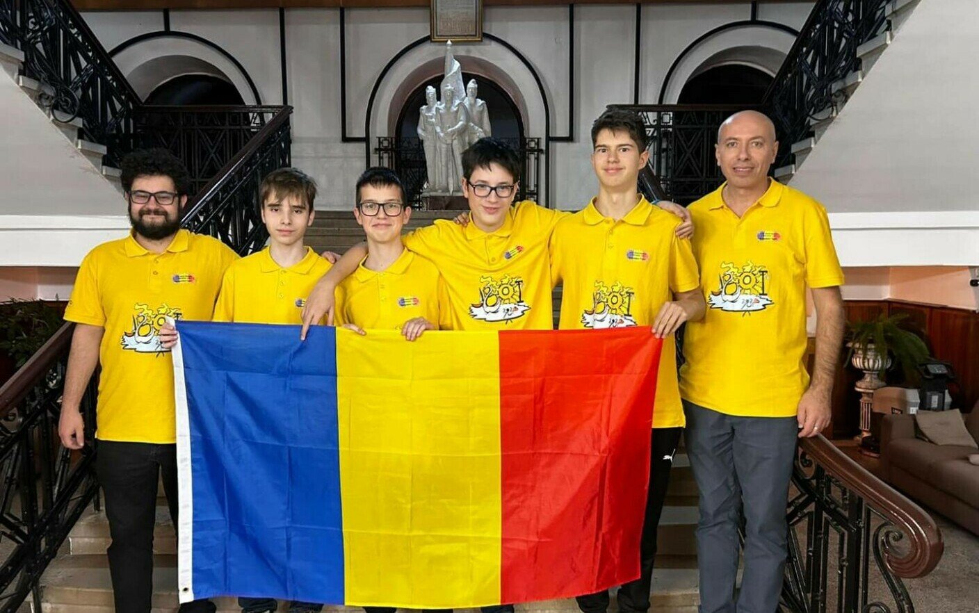  Elevii români au obţinut o medalie de aur şi trei de argint la Olimpiada Balcanică de Informatică pentru Juniori
