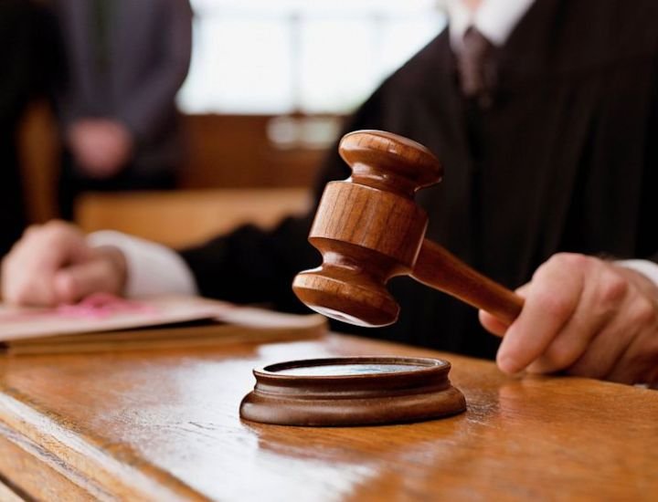  Judecătorii de la instanţele inferioare îi acuză pe cei de la Înalta Curte că primesc bani preferenţial