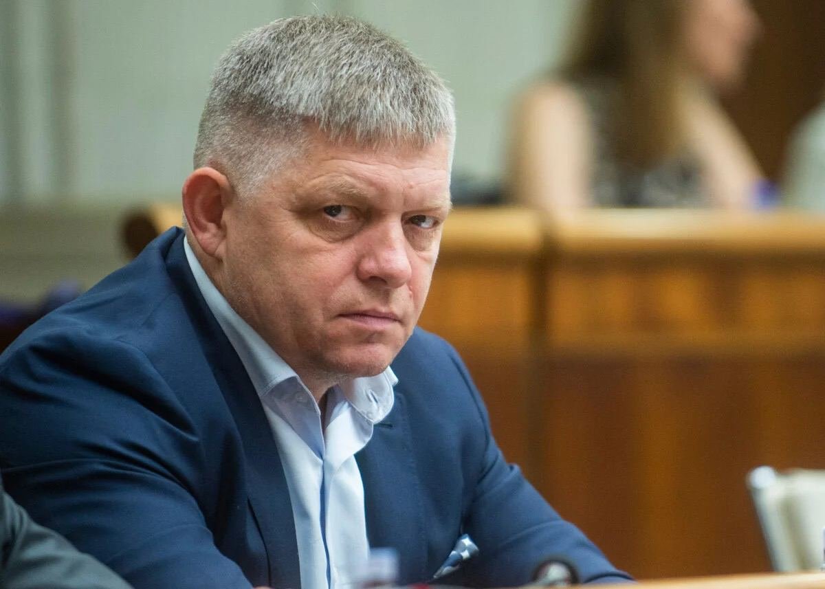  Noul guvern din Slovacia vrea să desfiinţeze parchetul anticorupţie, stârnind îngrijorare la Bruxelles