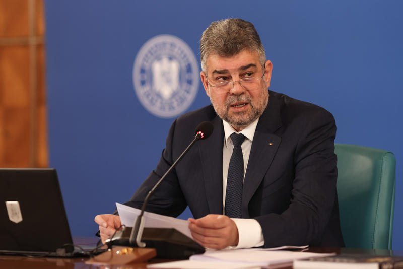  Ciolacu, la începutul şedinţei de Guvern care a fost amânată 9 ore: O să facem un buget noaptea ca hoţii
