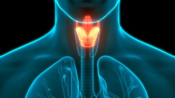 Medicii au descoperit primul caz de paralizie a corzilor vocale cauzat de virusul care provoacă Covid-19