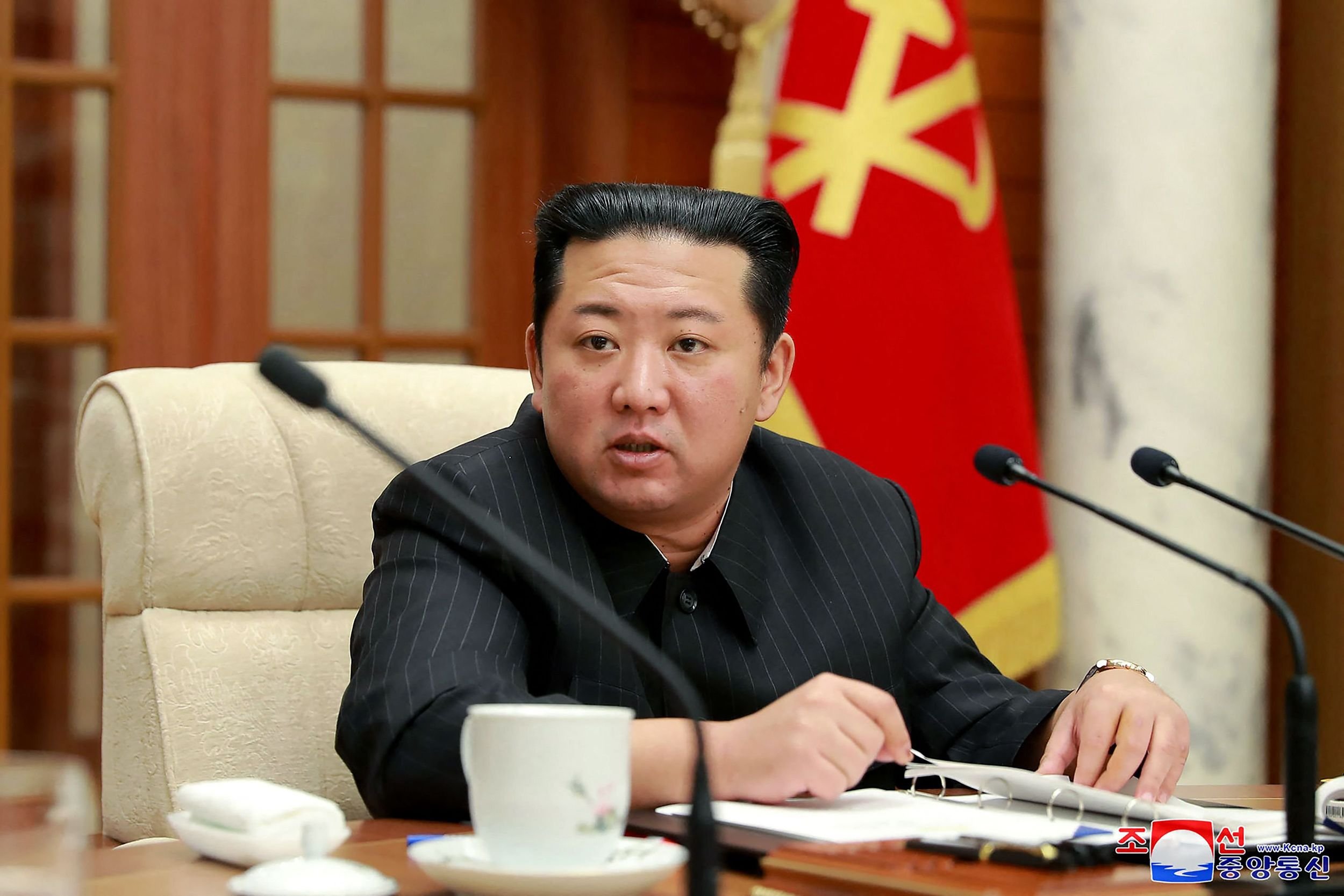  Kim Jong Un: Coreea de Nord promite o ripostă atomică dacă va fi atacată cu arme nucleare