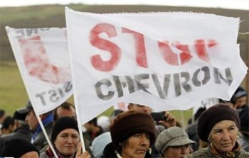  Chevron suspenda din nou activitatile de explorare de la Pungesti, dupa noi proteste sambata dimineata