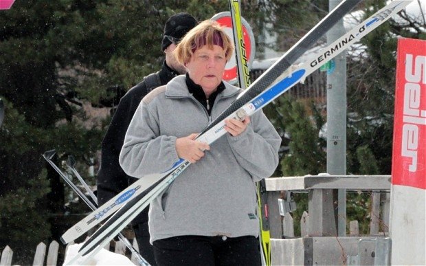  Angela Merkel folosea schiuri din fosta RDG, care nu se mai fabrica din 1995