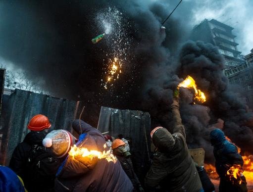  Criza din Ucraina. Opozitia dezamagita de negocierile cu puterea, dar nu renunta