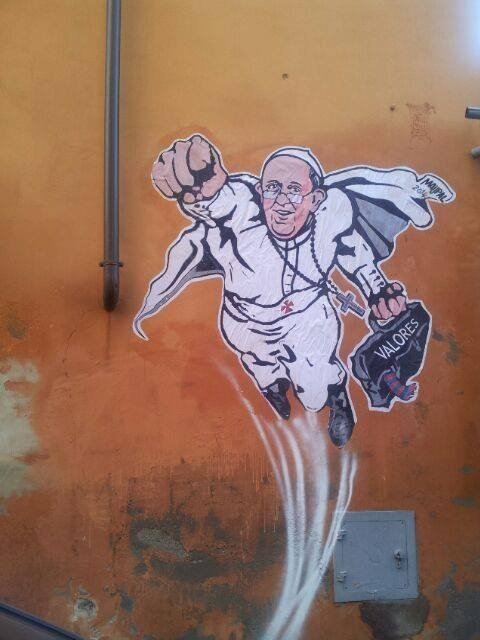  Papa Francisc, Superman într-o postare făcută de Vatican pe Twitter