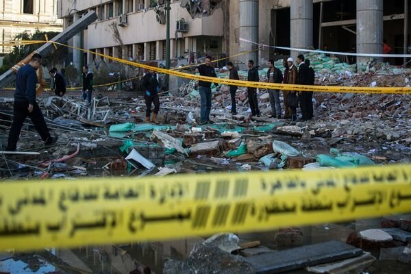  Explozie soldată cu victime într-un autocar cu turişti în Egipt