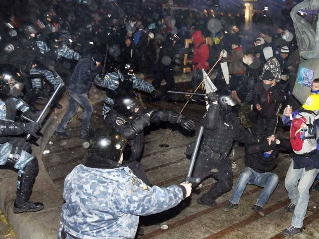  PROTESTELE de la Kiev continuă: Nouă oameni au fost ucişi. LIVE VIDEO