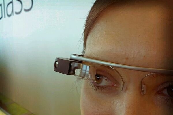  Ochelarii Google, noul gadget al medicilor chirurgi