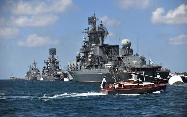  Exercițiu de forță a flotei ruse în Marea Neagră. Putin a ordonat manevre fulger din avionul care îl aducea din Africa de Sud