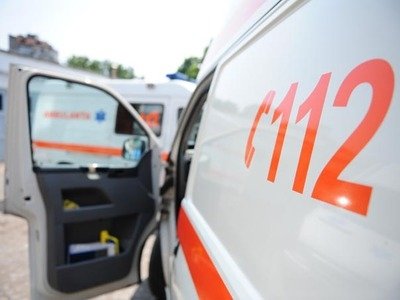  Şoferul a făcut infarct imediat după ce a produs un accident în Dancu