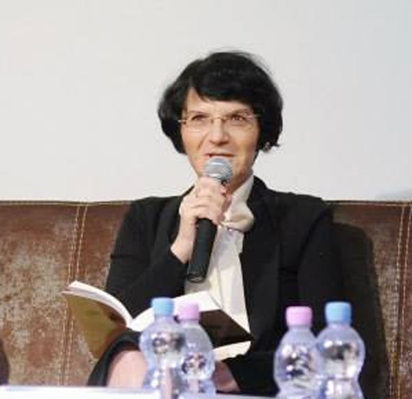  Ioana Pârvulescu, unul dintre scriitorii invitaţi la FILIT, a fost recompensată cu Premiul European pentru Literatură