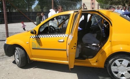  Doi vlăjgani ce au bătut crunt un taximetrist nu sunt „pericole sociale”