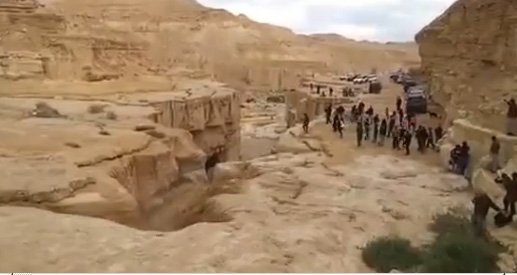  O minune din Vechiul Testament s-a repetat în Israel: Un râu secat s-a umplut de apă sub ochii oamenilor VIDEO