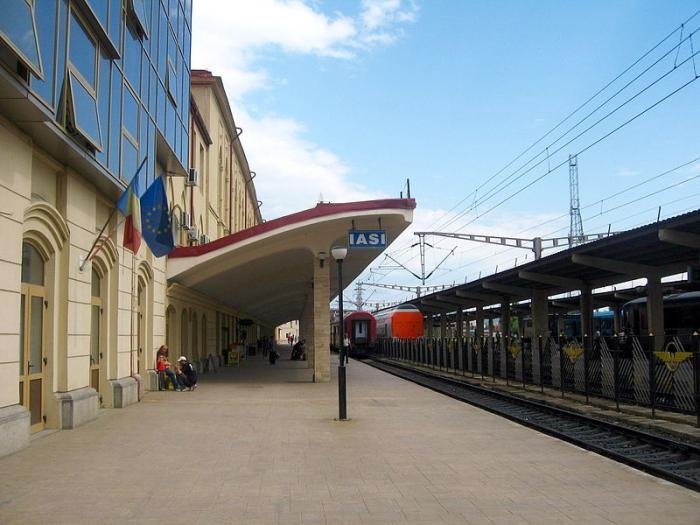  CFR CĂLĂTORI: Mersul trenurilor, online