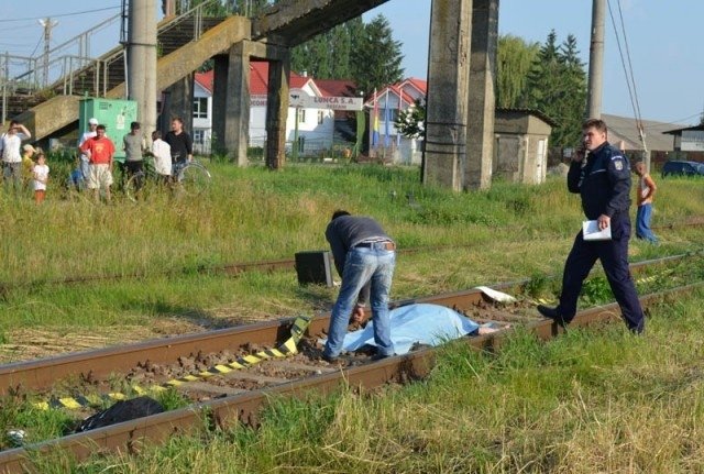  Obişnuinţă fatală: Ucis de tren în locul prin care trecea zilnic spre serviciu în Paşcani