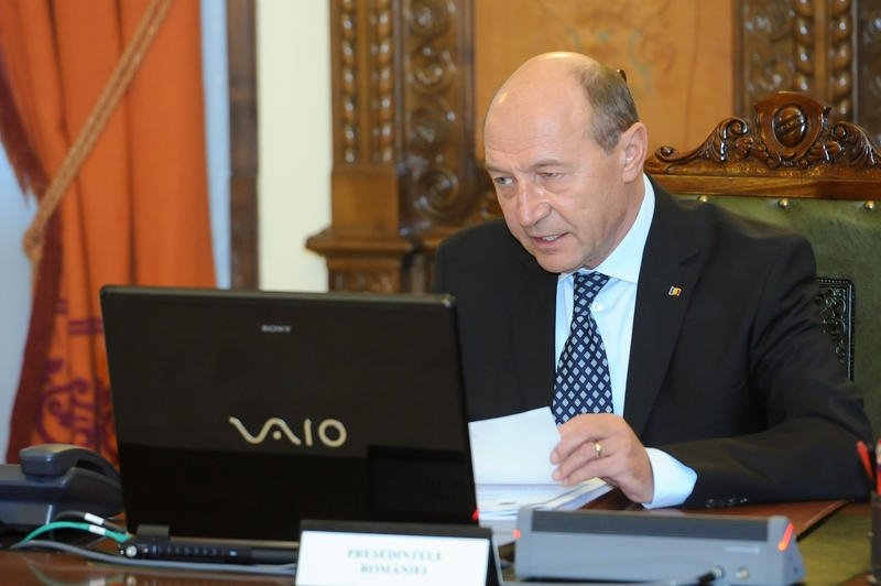  Traian Basescu cere Rusiei „sa inceteze imediat orice fel de sprijin pentru trupele separatiste paramilitare pro-ruse”