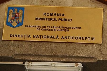  DNA Bucureşti a preluat plângerea făcută de fiul lui Bercea Mondial împotriva lui Mircea Băsescu