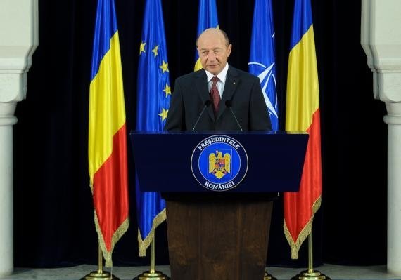  Băsescu despre declaraţia Parlamentului: Legislativul a fraternizat cu clanul Bercea