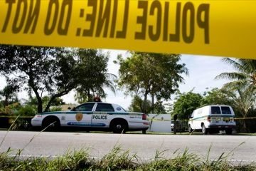  Un copil de patru ani a împuşcat-o mortal, în SUA, pe soţia unui ajutor de şerif