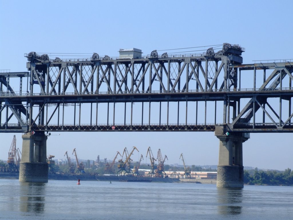  România şi Bulgaria discută construirea a patru poduri noi pe Dunăre