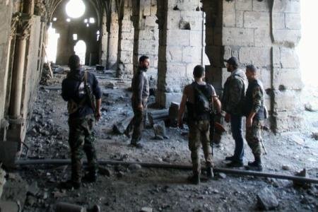  Siria: 25 de morți în două atentate produse la Homs