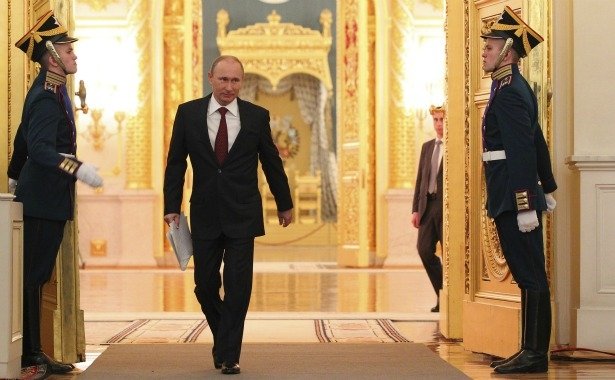  Salariul lui Putin va fi aproape triplat printr-un decret emis de Kremlin
