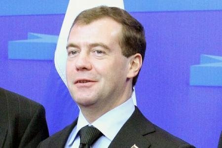  Ucraina este în pragul unui război civil, declară premierul rus Dmitri Medvedev