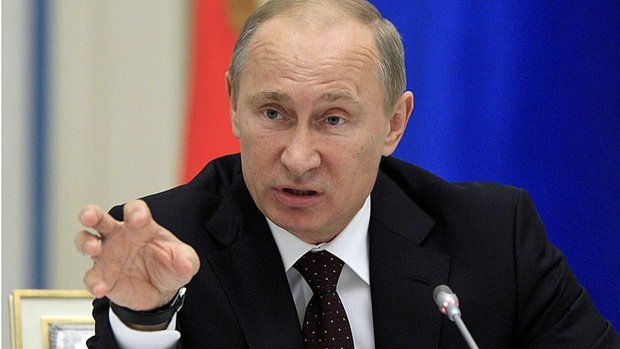  Ruşii s-au cam săturat de Putin, conform unui sondaj