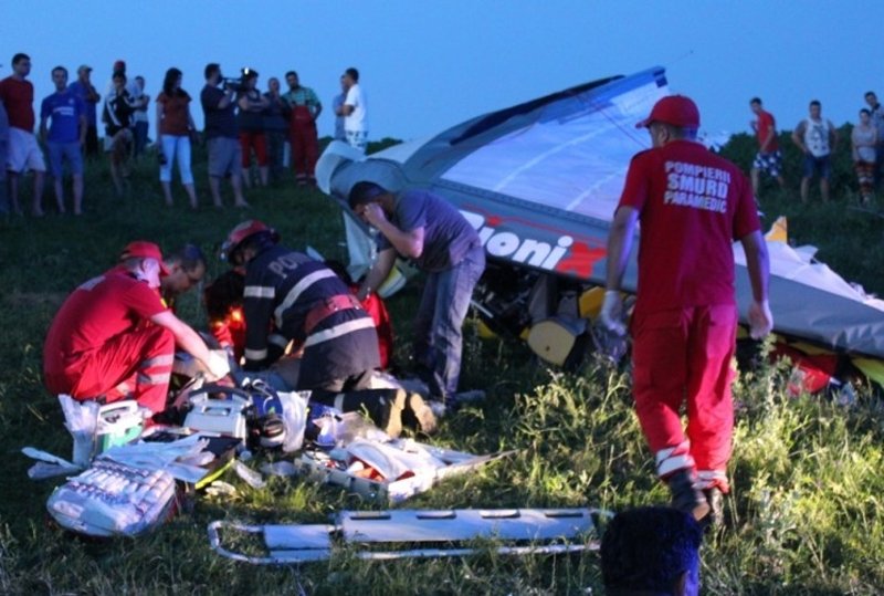  Ancheta accidentului aviatic de la Scânteia: Prăbuşire după cascadoriile pilotului