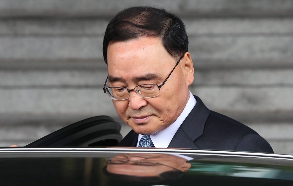 Premierul sud-coreean a demisionat. El s-a „scufundat” odata cu feribotul Sewol!