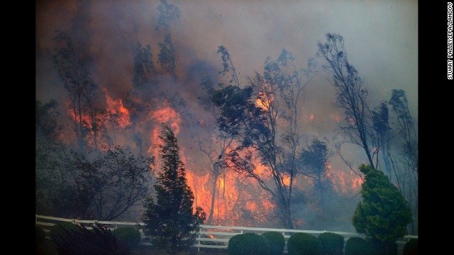  92417_49470_stiri_Incendii-California-02-Foto-cnn.com_