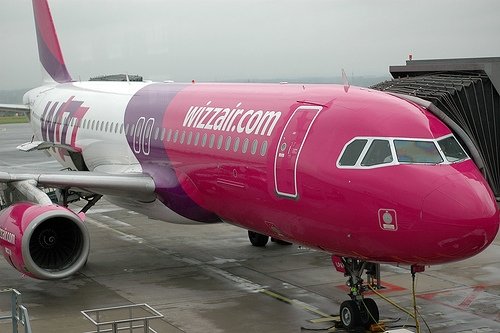  Operatorul aerian ungar Wizz Air se va lista la bursa de la Londra