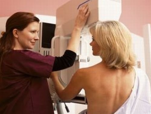  Femeile care au suferit o mastectomie îşi pot reconstrui gratuit sânul, în două spitale din Iaşi