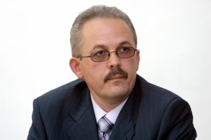  Deputatul Anton Doboş vrea referendum local pentru tăierea pomilor