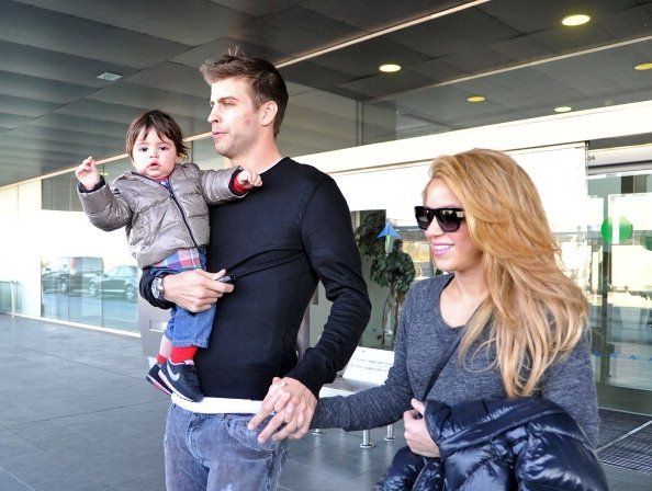  Shakira este din nou însărcinată. Artista şi Pique vor fi părinţi în ianuarie