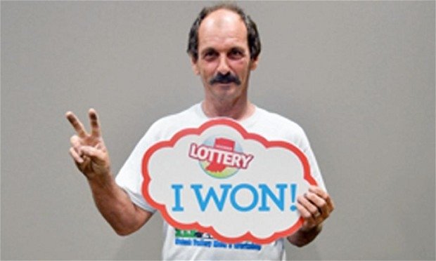  Ce înseamnă „noroc cu carul”: a castigat 1 milion de dolari la loterie pentru a doua oara in trei luni