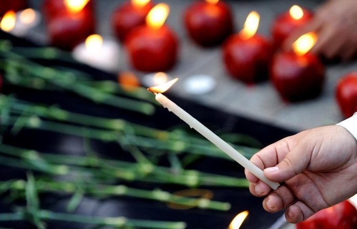 Biserica nu crede în noua lege funerară, care permite înmormântările fără preoţi