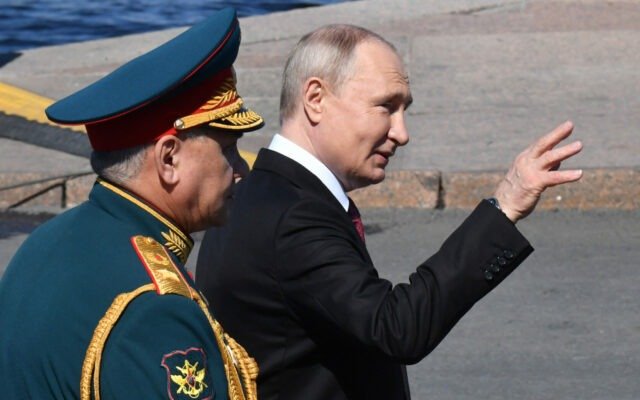  Diplomația secundară de la Kremlin: Putin semnalează prin intermediari că ar accepta să oprească focul în Ucraina, dacă ar putea să anunțe că a câștigat războiul. La ce pretenții ar fi renunțat