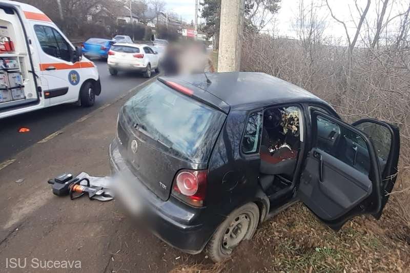 Suceava: Tânără de 19 ani rănită grav într-un accident rutier