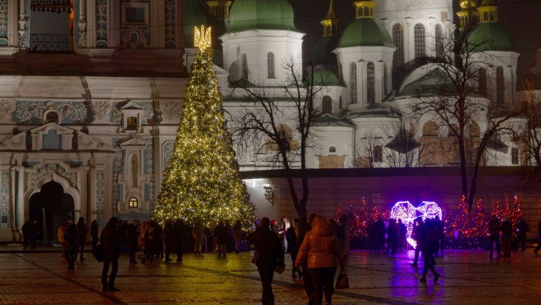  Ucrainenii sărbătoresc pentru prima oară în istoria lor modernă Crăciunul odată cu lumea civilizată