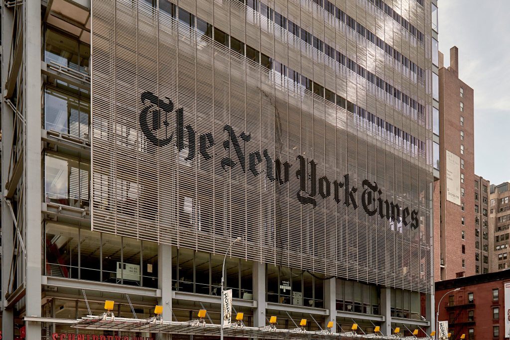 The New York Times dă în judecată OpenAI şi Microsoft pentru încălcarea drepturilor de autor