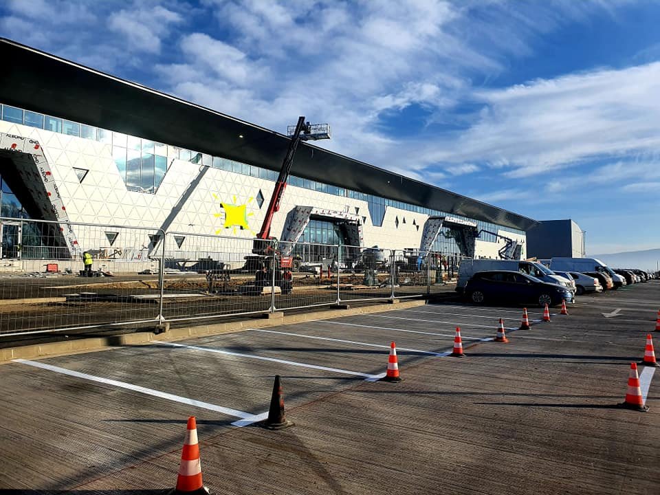  Pe 31 decembrie se deschide parcarea din faţa noului terminal al Aeroportului Iaşi