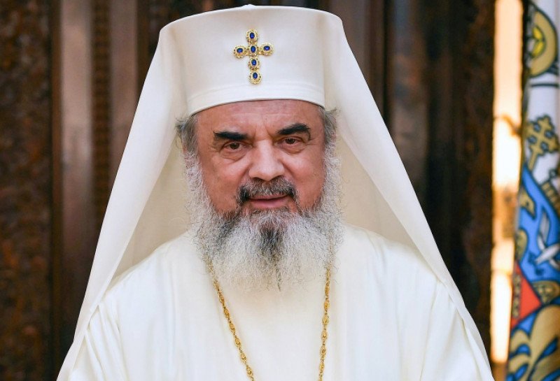  Patriarhul Daniel: Vă adresăm tuturor părinteşti binecuvântări, doriri de sănătate şi mântuire, pace şi bucurie