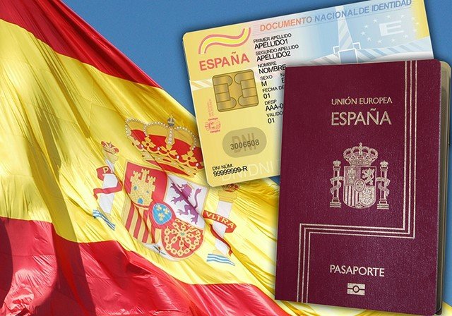  Veste bună pentru cei peste un milion de români din Spania. Vor putea obține cetățenia spaniolă fără să renunțe la cea română