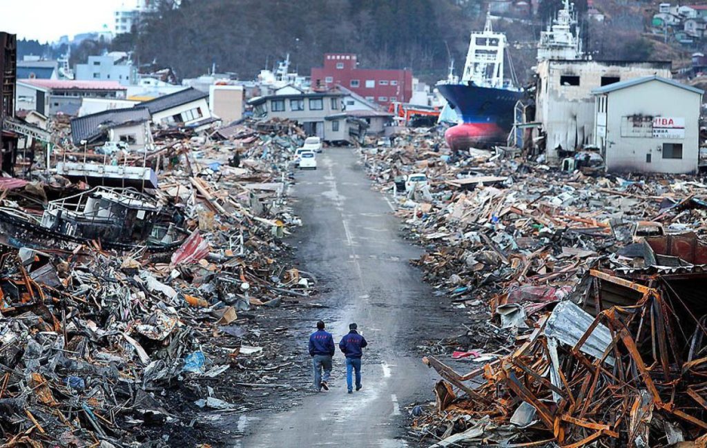  Aproape 250 de persoane dispărute în urma cutremurului din Japonia, iar speranţa de a găsi supravieţuitori scade. Sunt 92 de morți