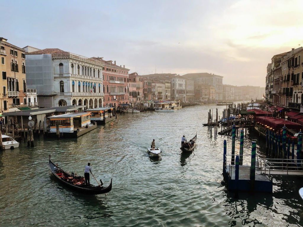  Taxă de 5 euro pentru a vizita Veneția. Măsură de combatere a turismului excesiv