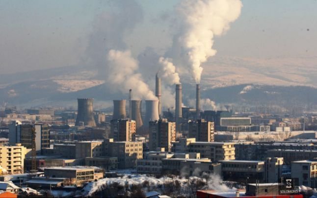  Pe 11 ianuarie, poluarea în Iași a ajuns la cele mai înalte cote: și de 10 ori limita admisă. Ce legătură este cu „urgia albă”