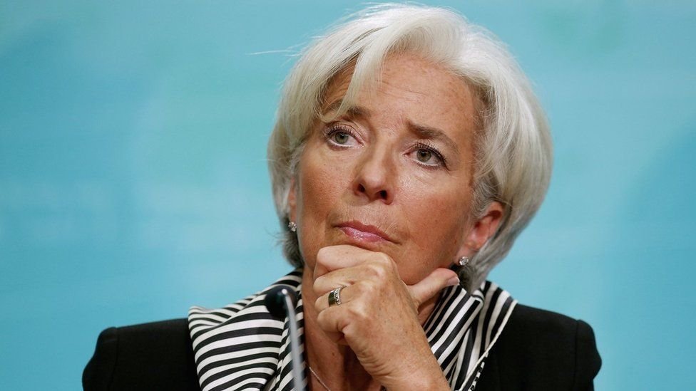  Mai mult de jumătate dintre angajaţii Băncii Central Europene nu au încredere în şefa lor, Christine Lagarde